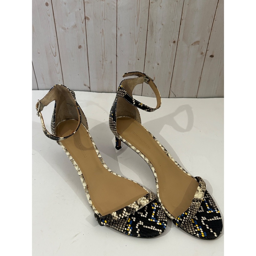 Banana Republic Multi-Color Snake Skin Strappy Heeled Open Toe Sandals, size 8M